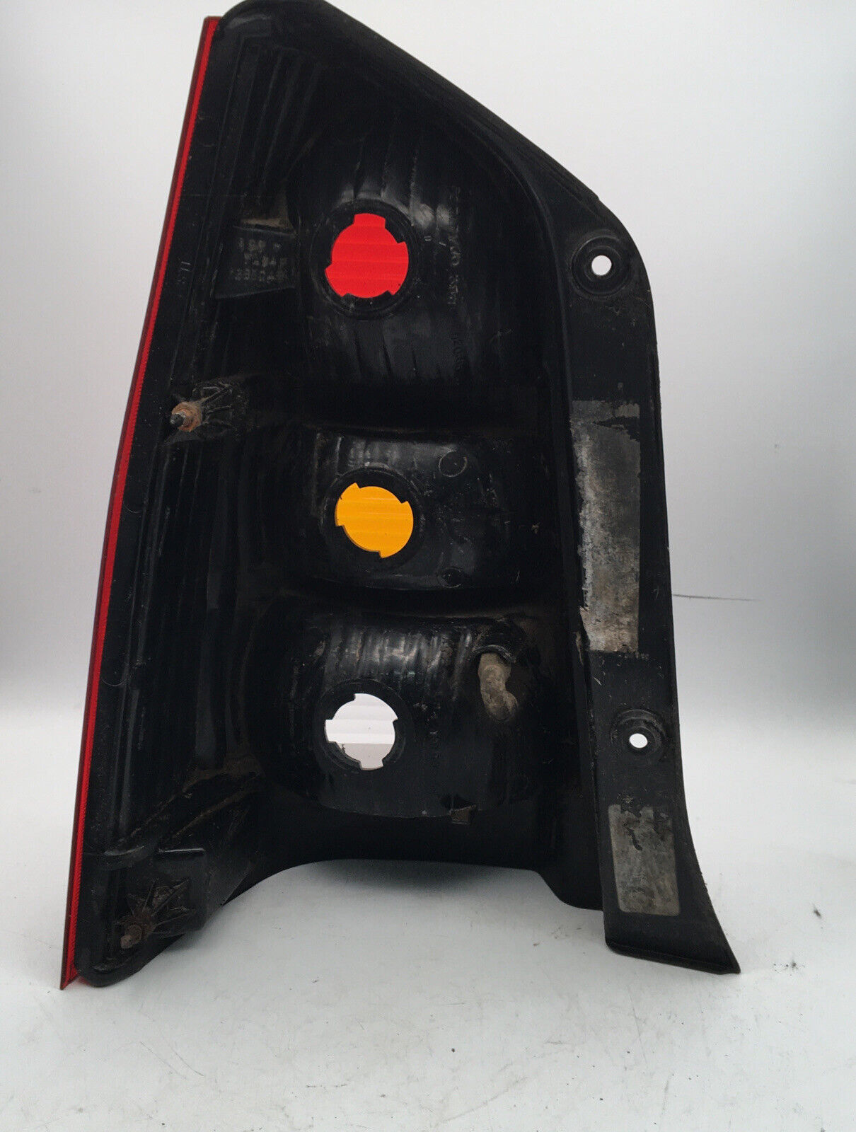 2001 2002 2003 2004 Mazda Tribute Right Passenger Rh Tail Light Oem