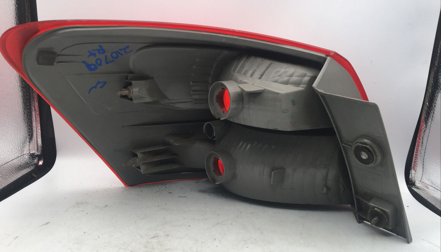 2008 2009 2010 2011 2012 Nissan Rogue Right Passenger Side Rear Tail Light OEM