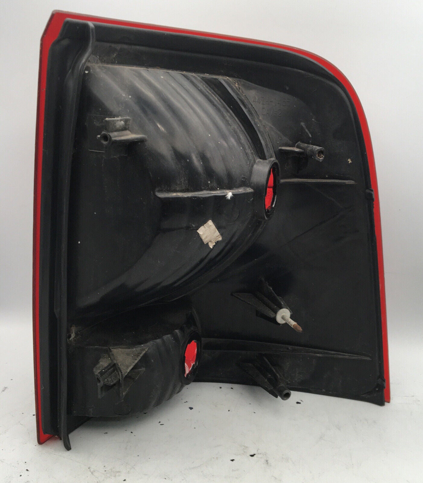 FORD EXPLORER RH TAIL LIGHT 02 03 04 05 2002 2003 2004 2005 USED
