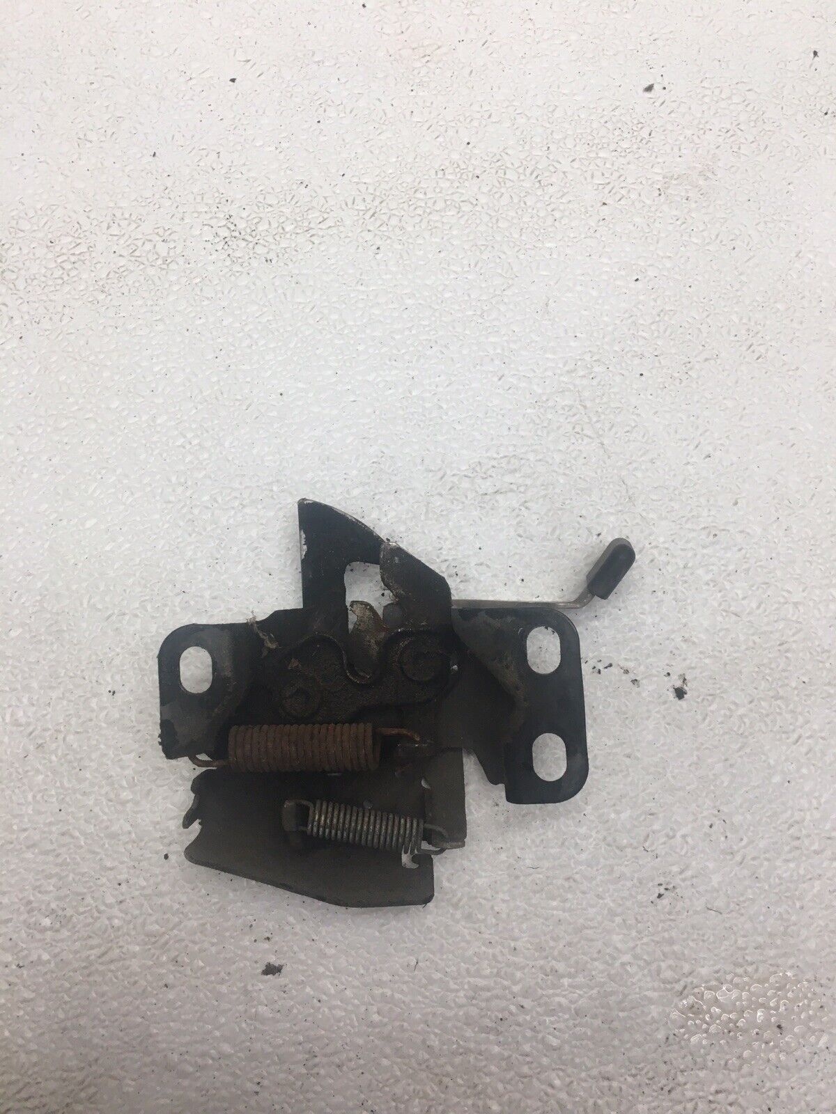 08 HONDA FIT HOOD LATCH