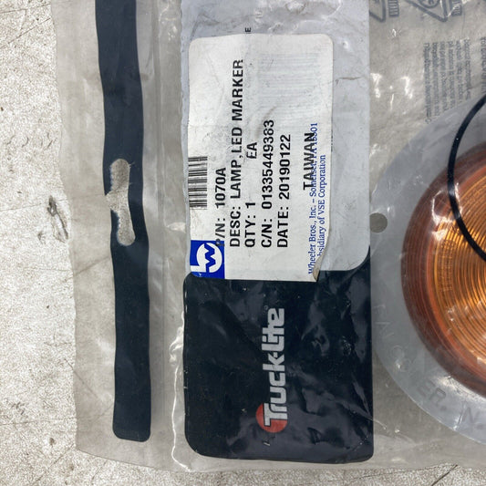 Truck-Lite LED Marker Lamp 1070A (New Old Stock)