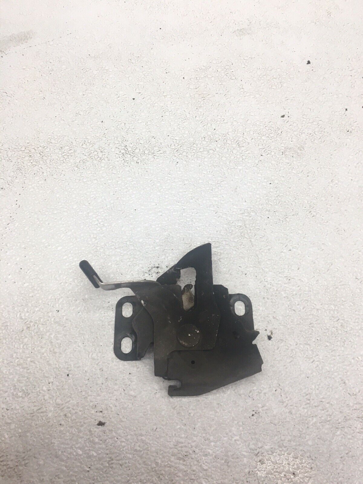 08 HONDA FIT HOOD LATCH