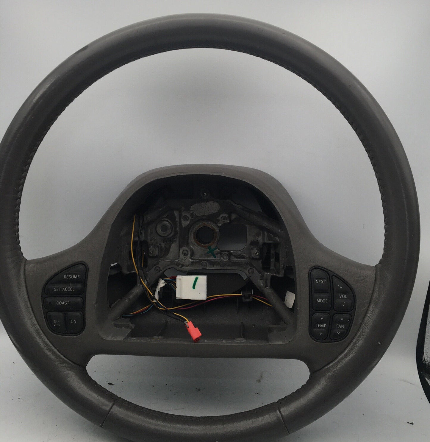 99 00 01 02 LINCOLN CONTINENTAL STEERING WHEEL