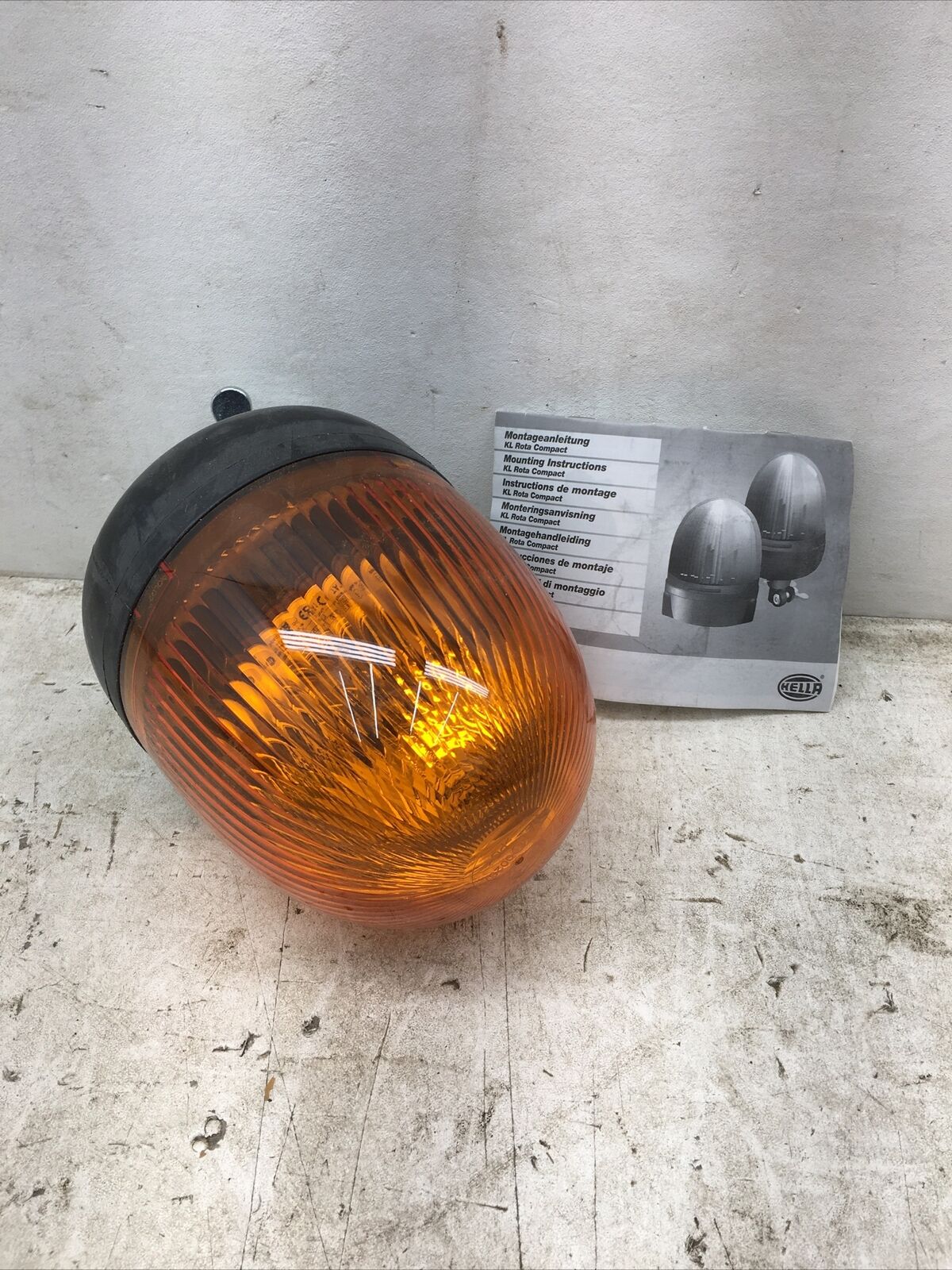 Hella Rotating Beacon Light 2RL 008 506-011 (New Old Stock)