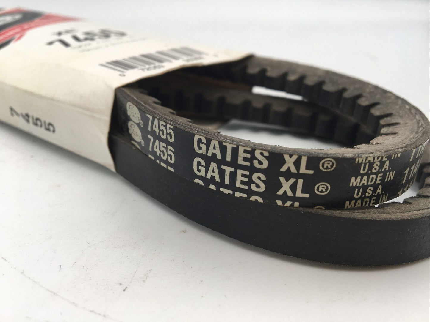 *** Genuine Gates Serpentine  XL 7455 V-Belt ***