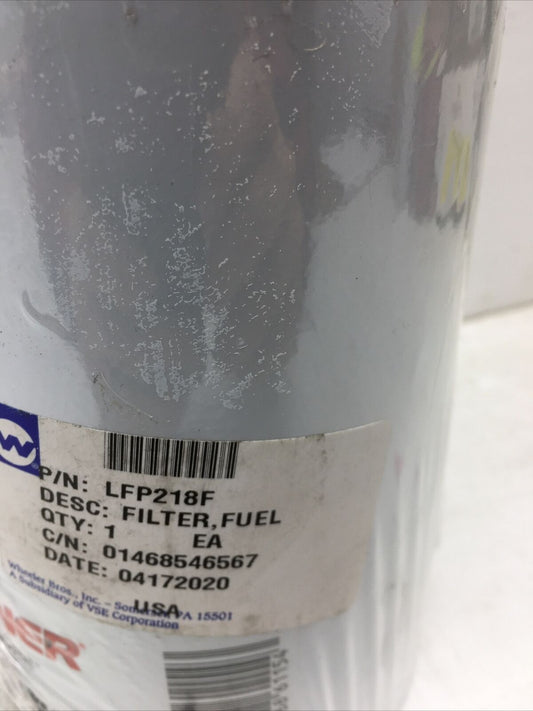 *** Luber-Finer Oil Filter LFP218F (New Old Stock) ***