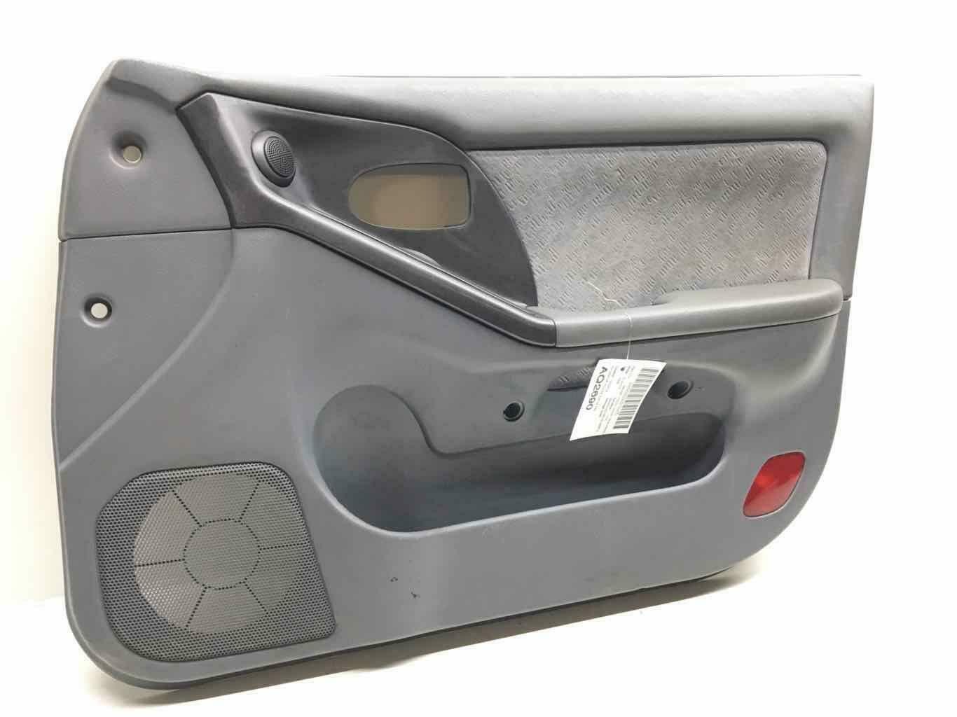 2004-06 Hyundai Elantra Passenger Right Front Door Panel Gray