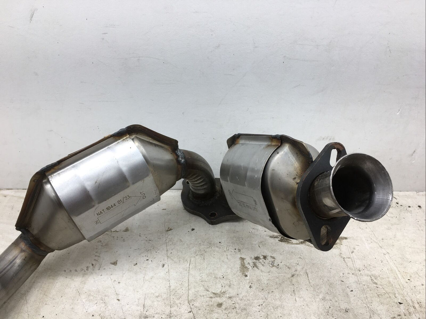 CATCO Catalytic Converter  1044 (New Old Stock)