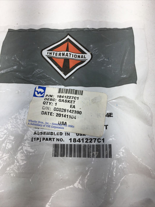 *** Genuine International Flywheel Housing Gasket 1841227C1 (New Old Stock) ***