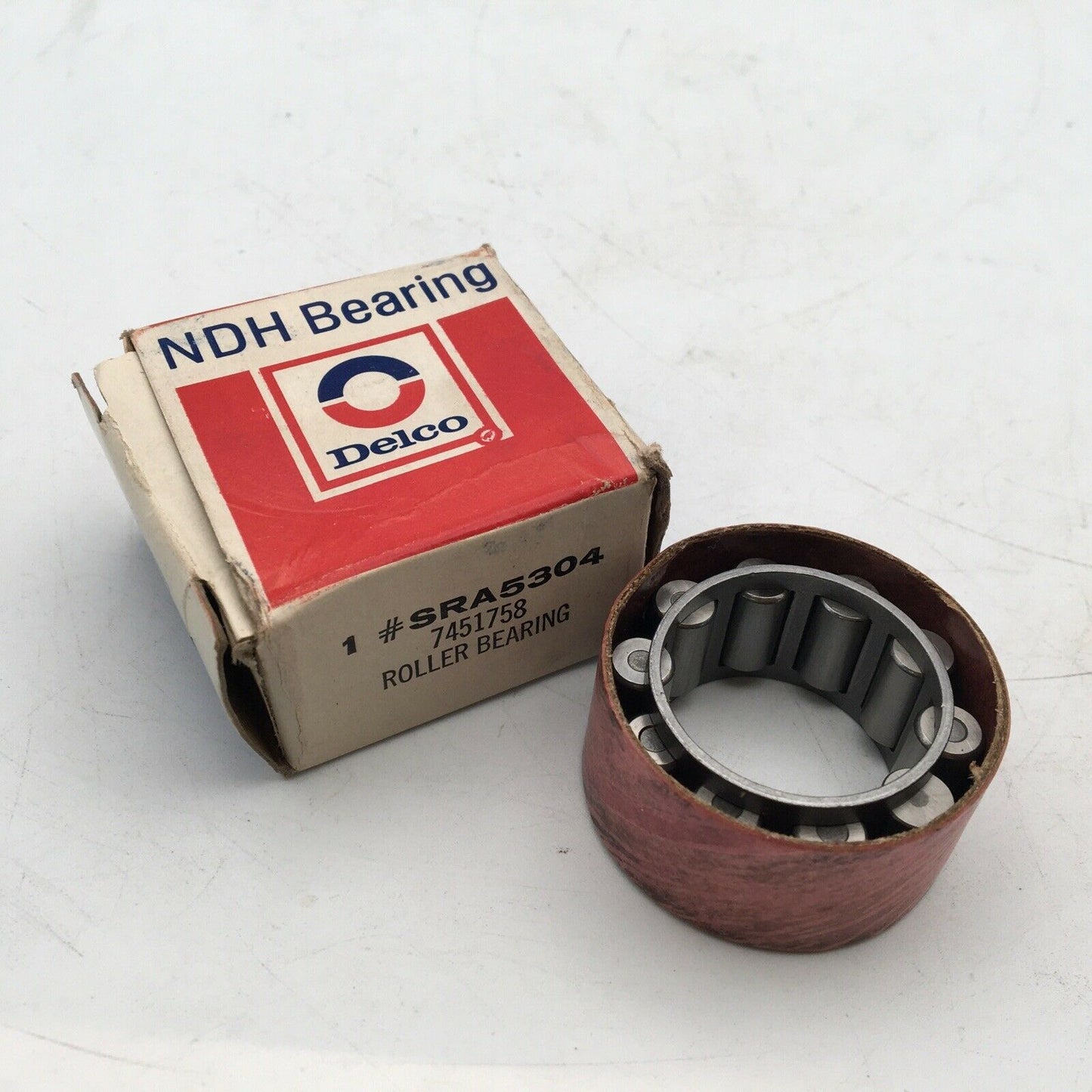 *** Delco SRA5304 Roller Bearing Assembly - NOS ***