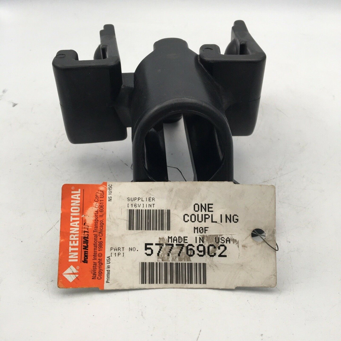 ***  International Gladhand Holding Bracket Air Brake Hose Coupling 577769C2 ***