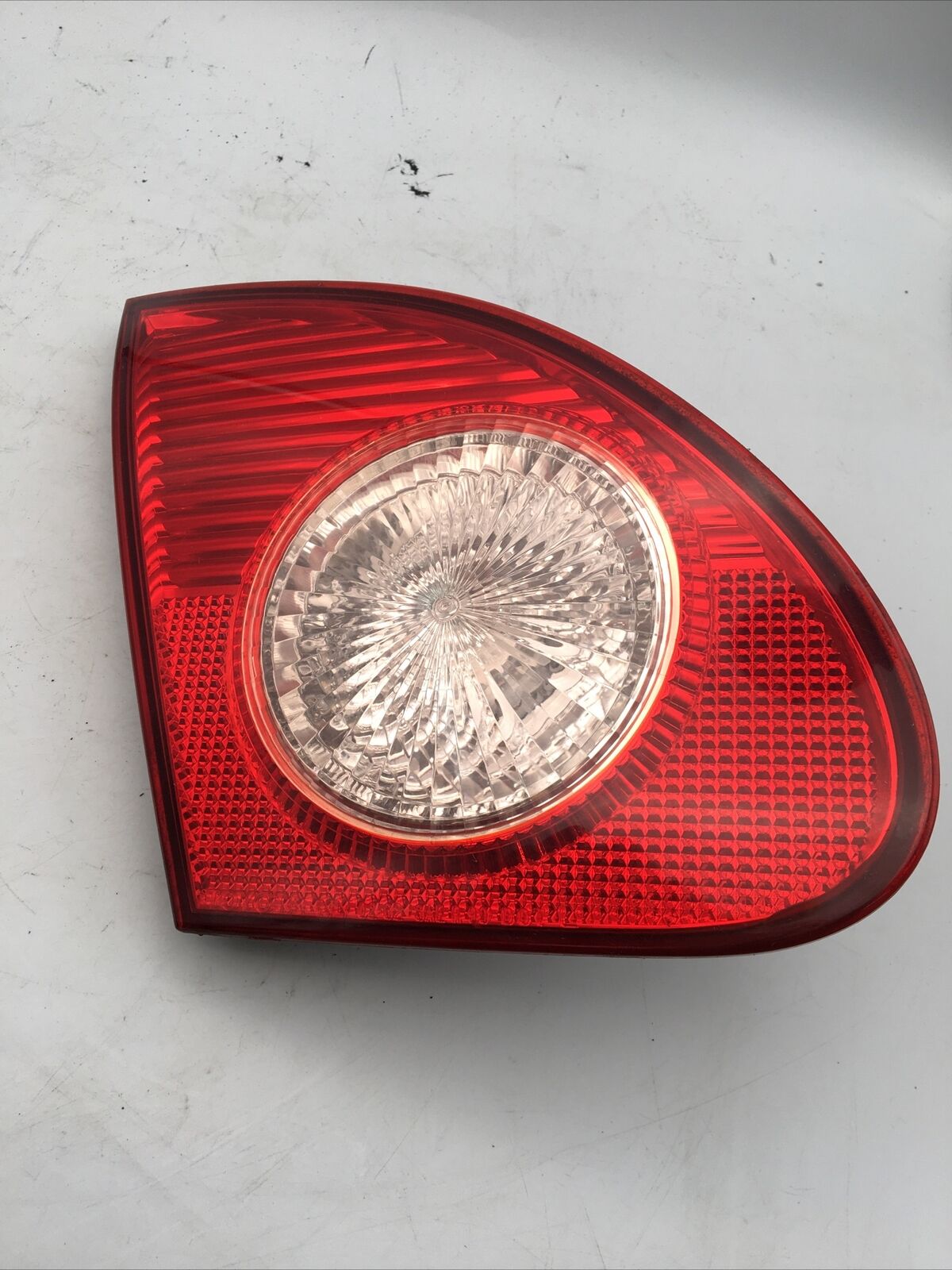 2007 TOYOTA COROLLA SEDAN TRUNK INNER TAIL LIGHTS LEFT AND RIGHT BOTH SIDES