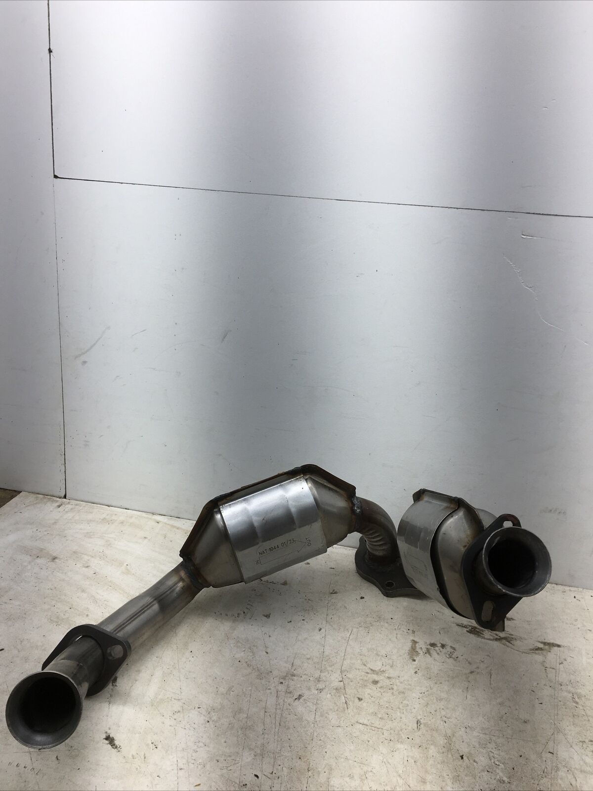 CATCO Catalytic Converter  1044 (New Old Stock)