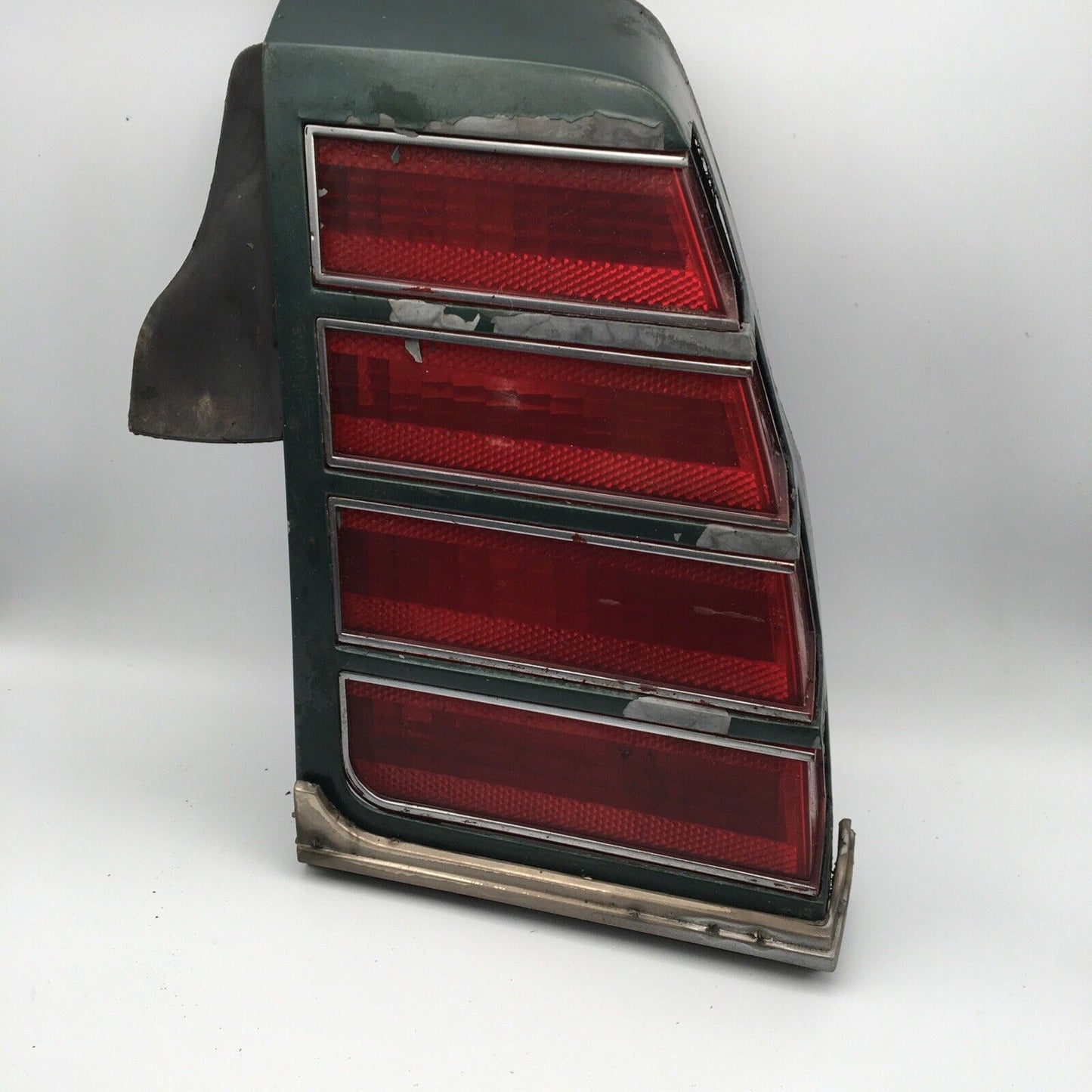 1975 Monte Carlo Tail Light Quarter Panel Extension Passenger Right Chevy Brake