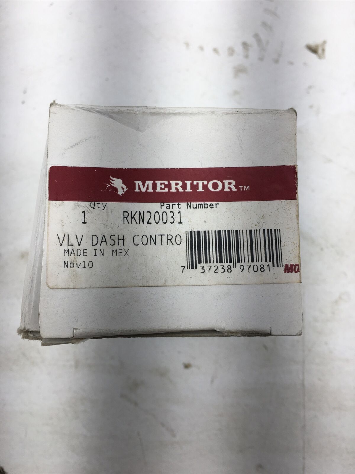 *** Meritor Valve Dash Control RKN20031 (New Old Stock) ***