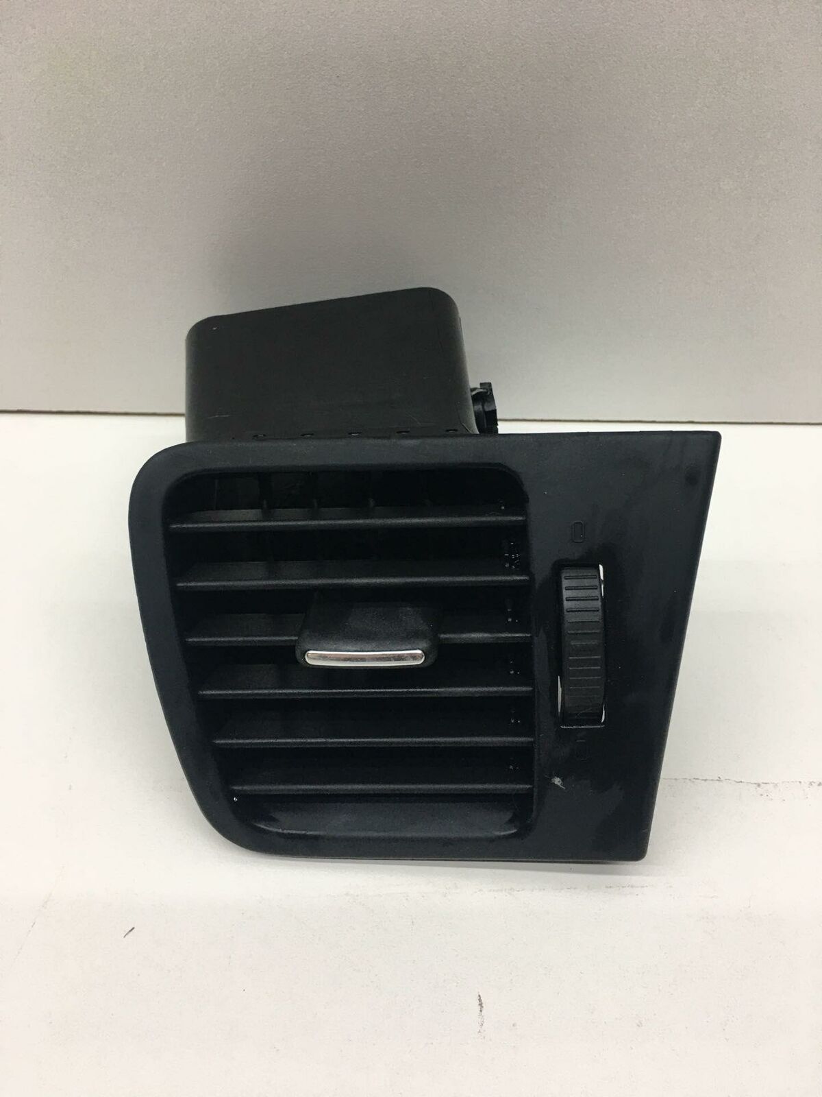 09 SUBARU LEGACY Air Cond./heater Vents Rh; Passenger Side