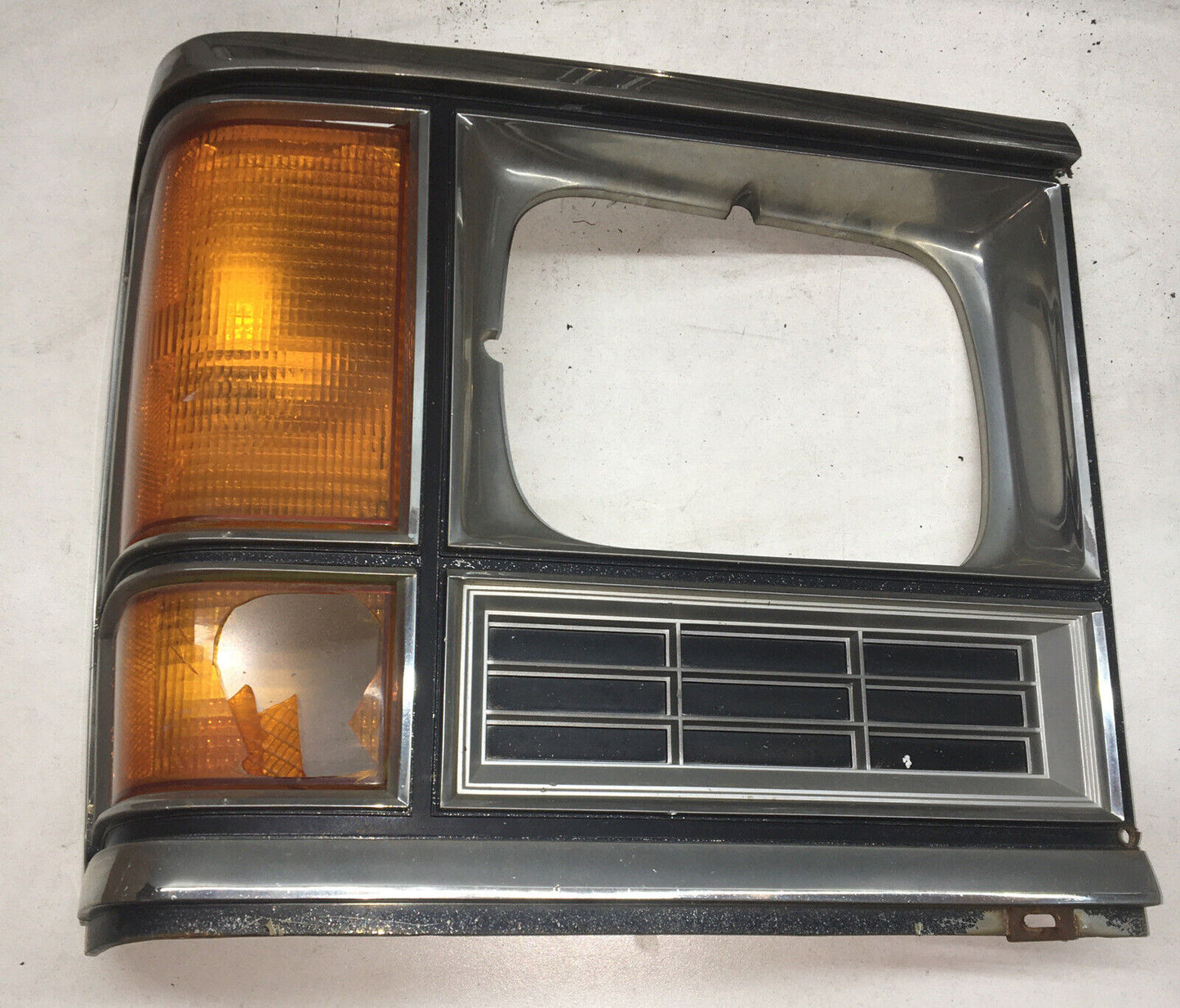 1986-1993 Dodge Van B150 B250 B350 MOPAR Grille Grill OEM HEADLIGHT BEZELS