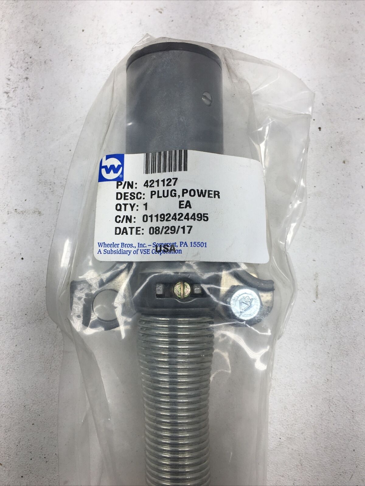 *** Tramec Sloan Single Pole Power Plug 421127 (New Old Stock) ***