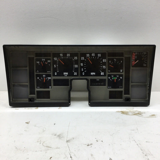 ***International 4900 Instrument Cluster 5011215R91-REMANUFACTURED ***