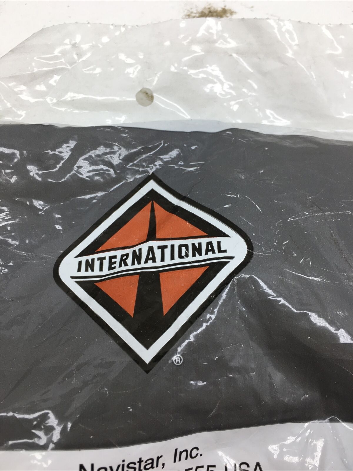 *** Genuine International Gasket Cover 1848530C1 (New Old Stock) ***