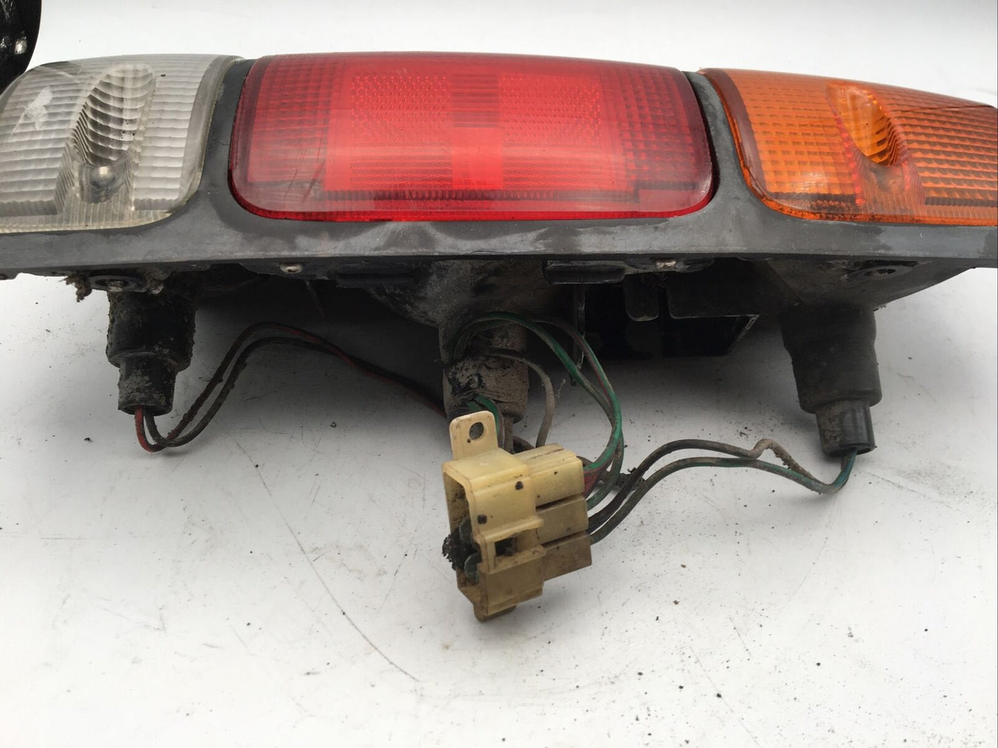 Original IKI for ISUZU Rodeo, Amigo, Pickup 1988-1997 Tail Light Turn Lens Right