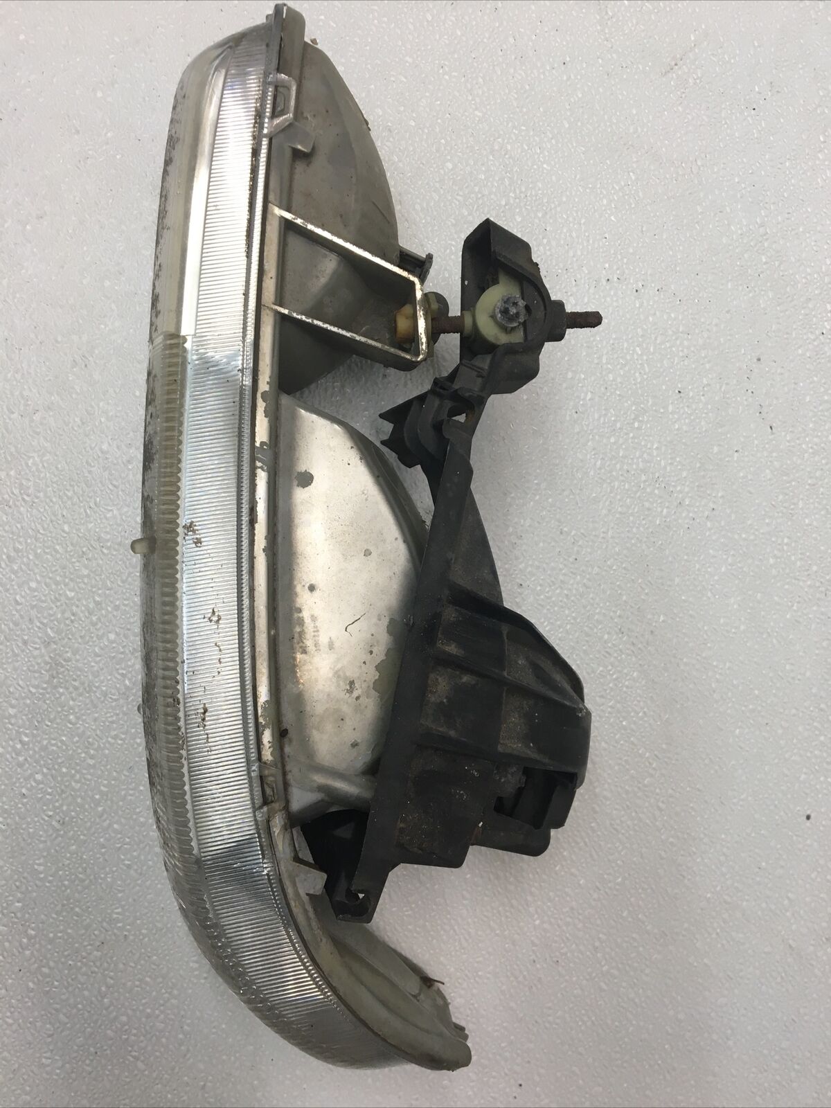 1999-2002 Chevy Silverado 2000-2006 Suburban Tahoe Driver Right Headlight