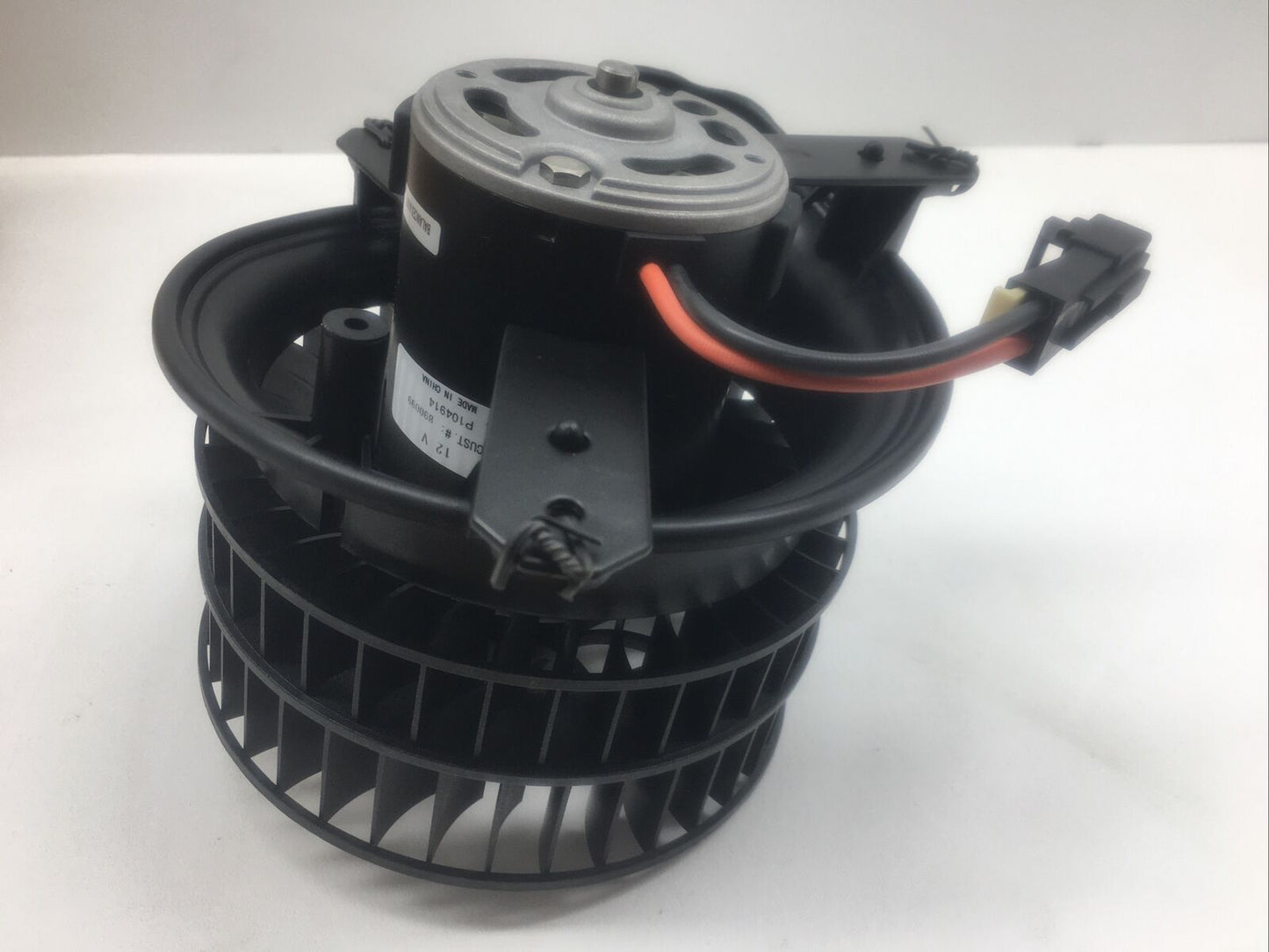 *** Genuine International 3542611C2  AC Blower Motor - NOS ***